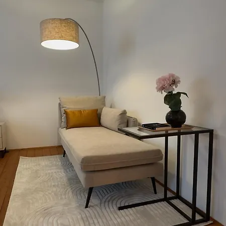 Appartement Mit Kueche, Parkplatz Und Waschmaschine